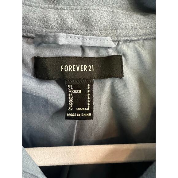 Forever 21 Blue Womens Long Sleeve Collared Top Size Small - Picture 2 of 4